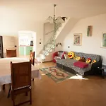 Alojamento de Acomodação e Pequeno-almoço Casa Roberto *