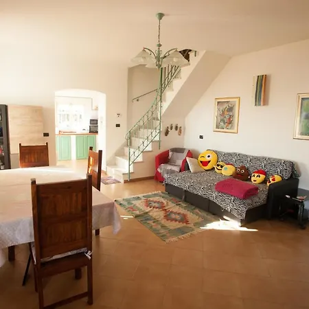 לינה וארוחת בוקר Casa Roberto *